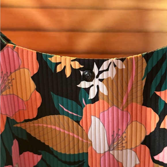 Volcom Bathing Suit - Picture 2 of 2